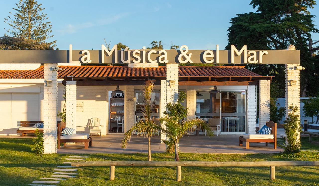 Aparthotel La Musica Y El Mar Maldonado Bagian luar foto
